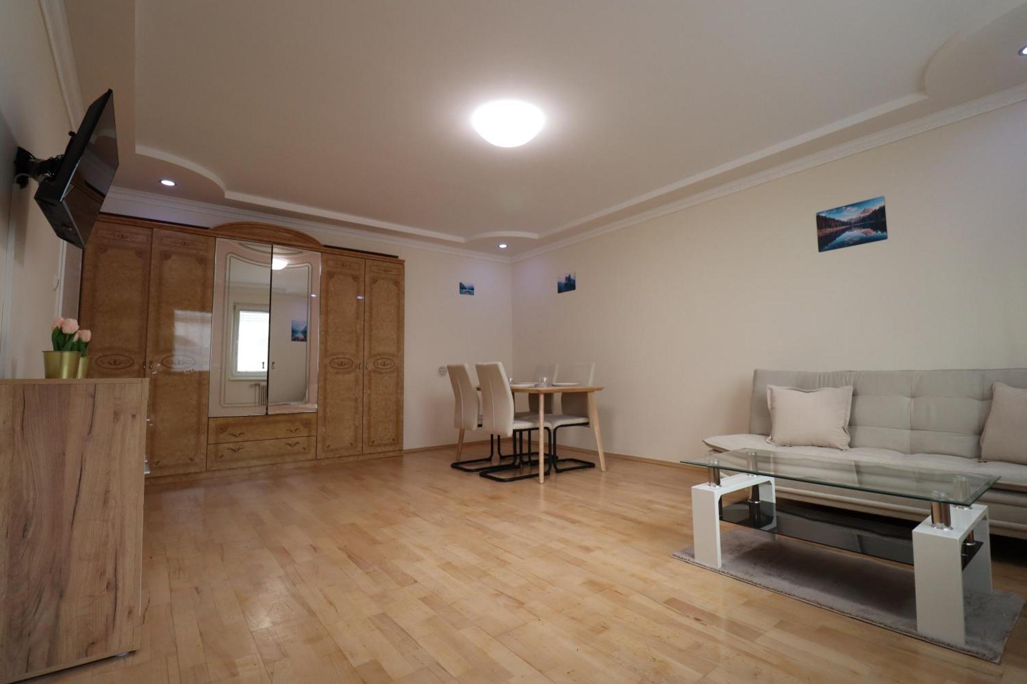 Nettes Wohnapartment Nahe Prater เวียนนา ภายนอก รูปภาพ